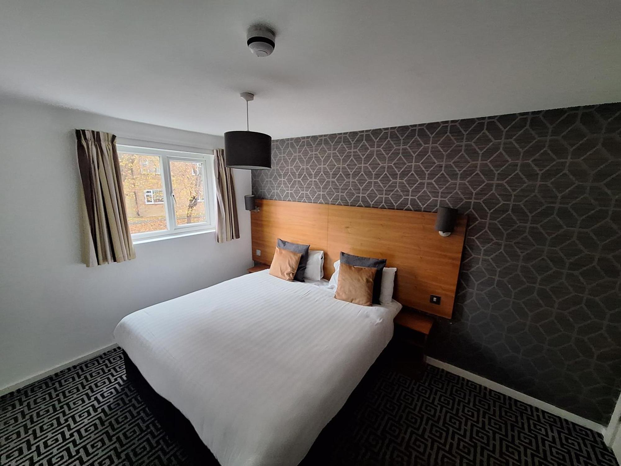 Stockwood Hotel - Luton Airport Exterior foto